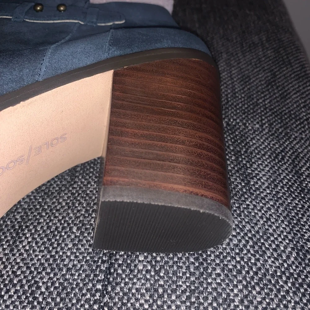 New Sole Society Women's Boots - Picture 8 of 8